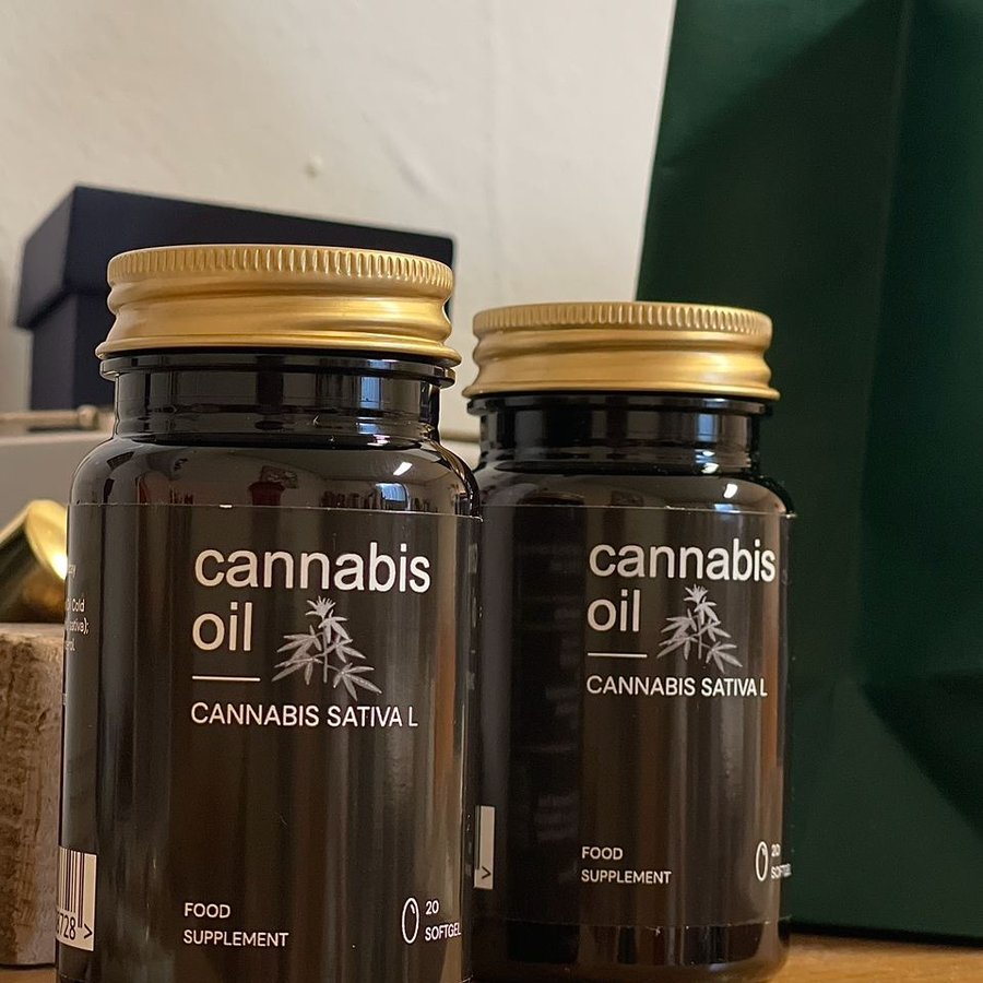 Cannabis Oil 5 botes — para no quedarse corto